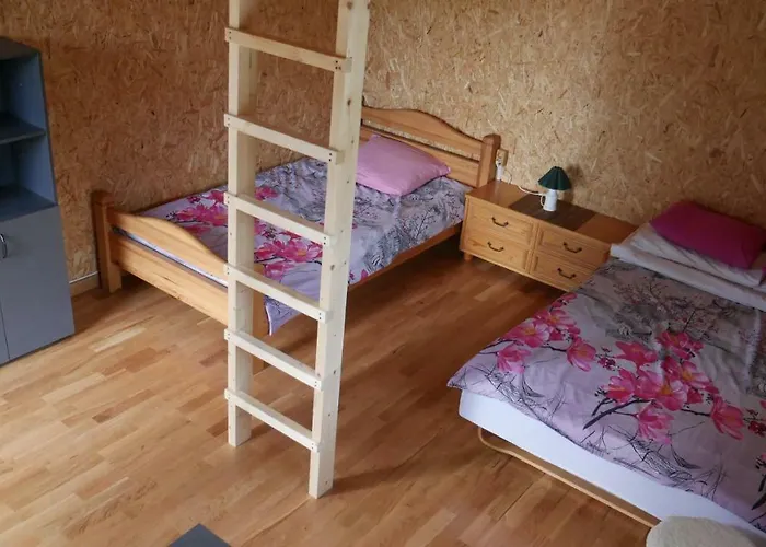 Metsjärve Bangalo Camping *